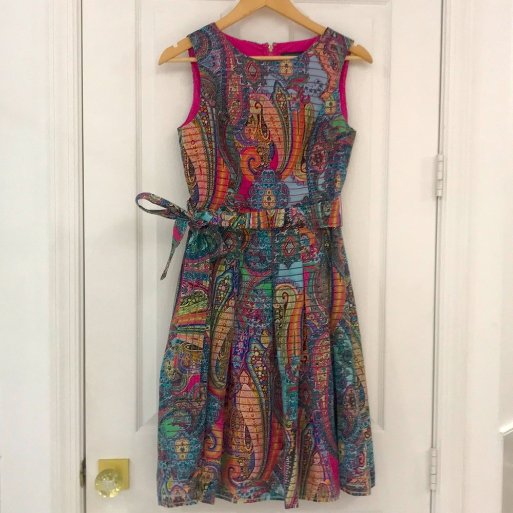Tommy Hilfiger Pop into spring with some color!